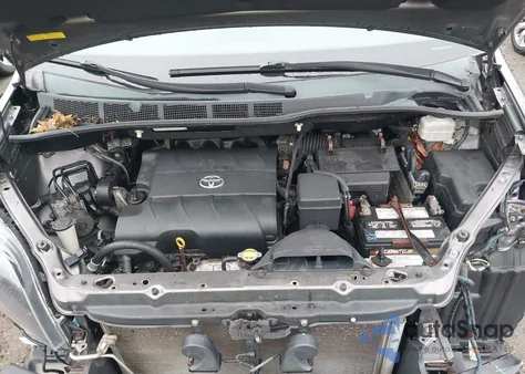 2011 Toyota Sienna Se z USA, uszkodzony, nr VIN 5TDXK3DC7BS131389